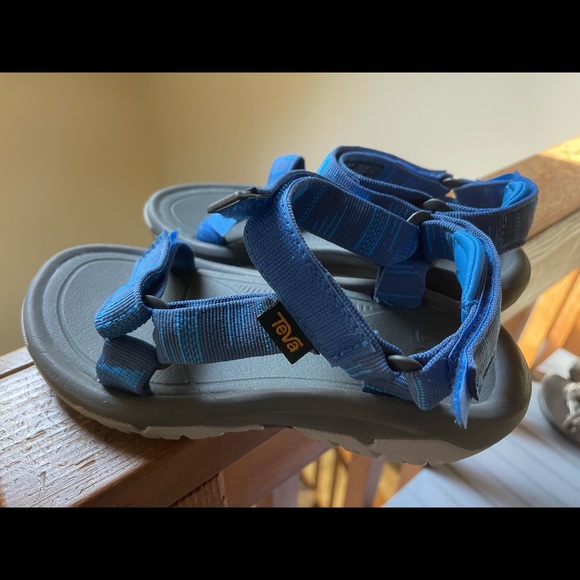 BRAND NEW TEVAS BLUE - Picture 3 of 4
